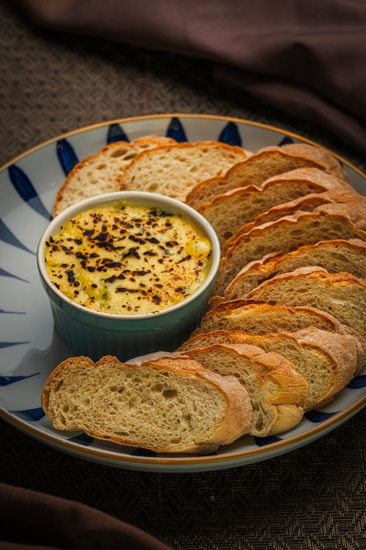 Bread with Creamy Spinach Dip
